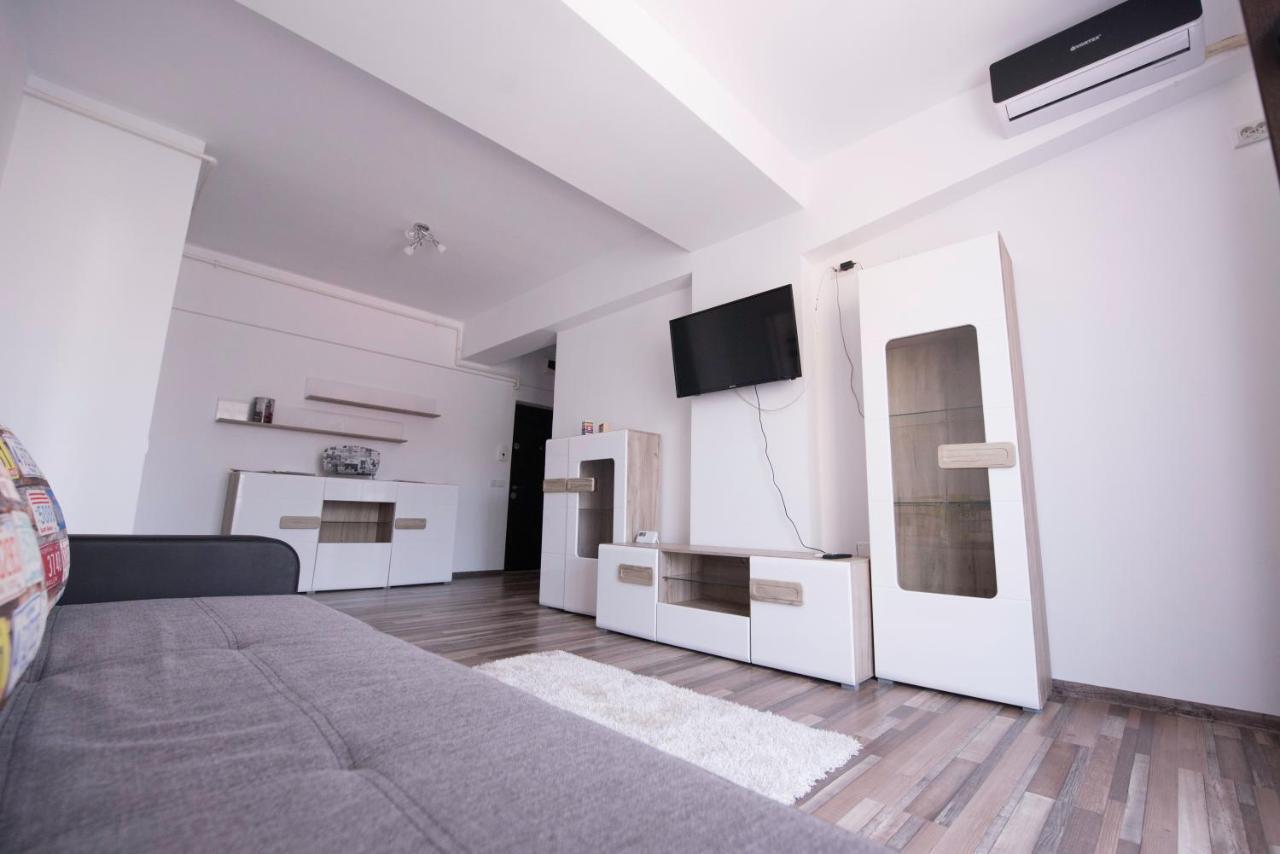 Labirint Apartament 콘스탄차 외부 사진