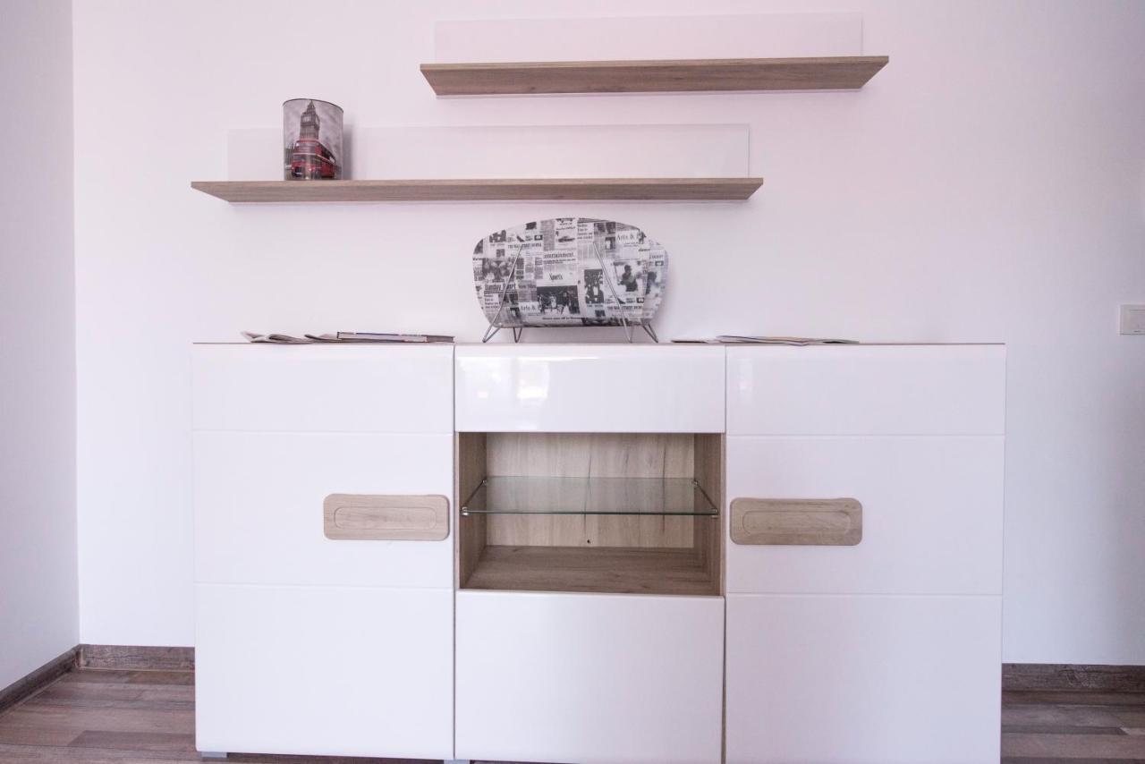 Labirint Apartament 콘스탄차 외부 사진
